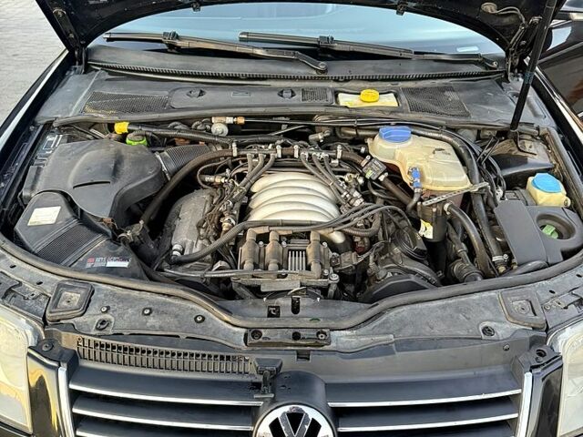 Черный Фольксваген Пассат, объемом двигателя 2.8 л и пробегом 277 тыс. км за 4300 $, фото 6 на Automoto.ua