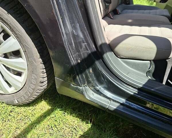 Чорний Фольксваген Пассат, об'ємом двигуна 1.98 л та пробігом 373 тис. км за 5500 $, фото 7 на Automoto.ua