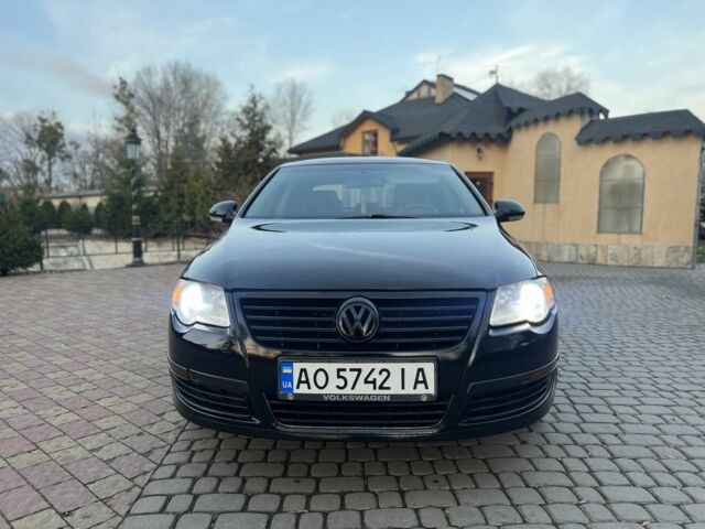Чорний Фольксваген Пассат, об'ємом двигуна 2 л та пробігом 285 тис. км за 3950 $, фото 2 на Automoto.ua