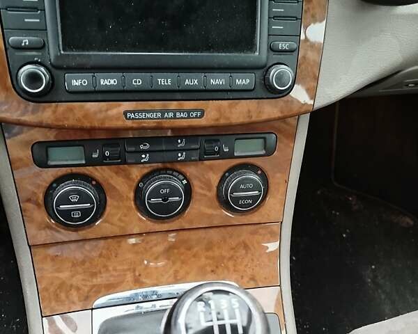 Черный Фольксваген Пассат, объемом двигателя 1.98 л и пробегом 300 тыс. км за 6000 $, фото 10 на Automoto.ua