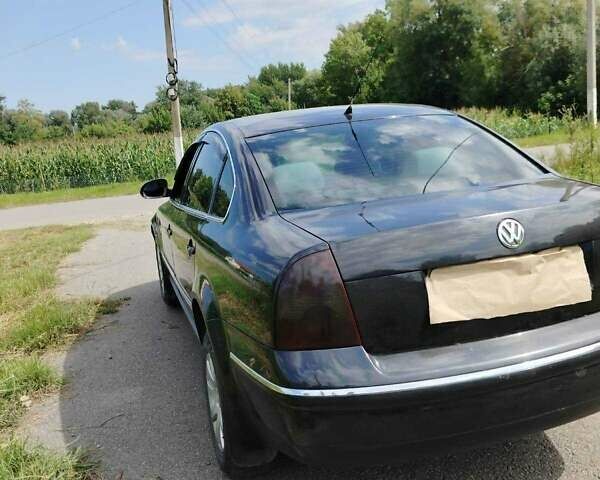 Черный Фольксваген Пассат, объемом двигателя 1.8 л и пробегом 289 тыс. км за 5300 $, фото 3 на Automoto.ua