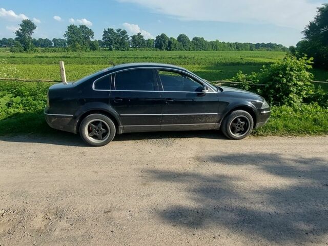 Черный Фольксваген Пассат, объемом двигателя 1.8 л и пробегом 264 тыс. км за 5200 $, фото 1 на Automoto.ua