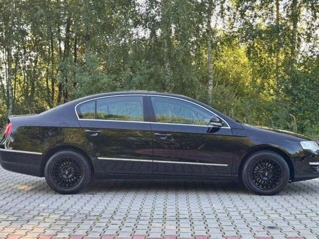 Черный Фольксваген Пассат, объемом двигателя 2 л и пробегом 227 тыс. км за 2200 $, фото 4 на Automoto.ua