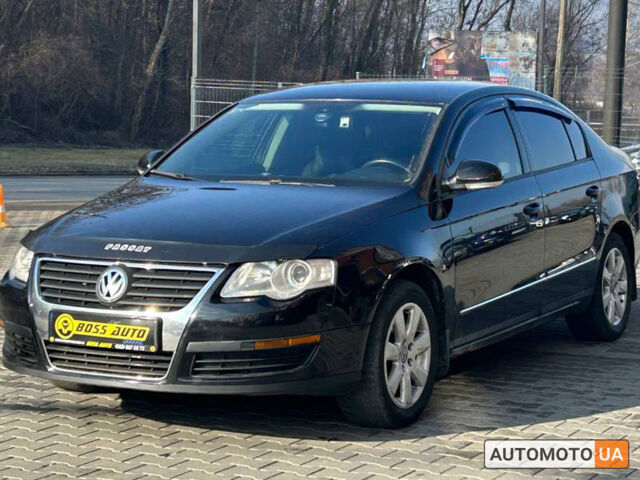 Черный Фольксваген Пассат, объемом двигателя 1.6 л и пробегом 319 тыс. км за 5700 $, фото 2 на Automoto.ua