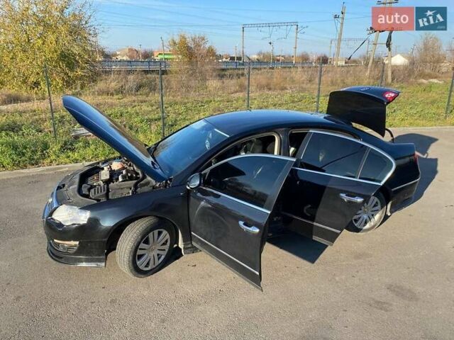 Черный Фольксваген Пассат, объемом двигателя 2 л и пробегом 240 тыс. км за 7000 $, фото 7 на Automoto.ua