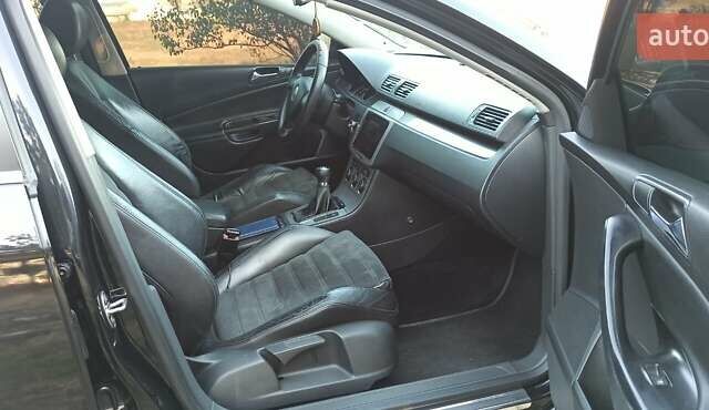 Черный Фольксваген Пассат, объемом двигателя 1.98 л и пробегом 245 тыс. км за 7200 $, фото 5 на Automoto.ua