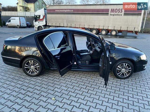 Чорний Фольксваген Пассат, об'ємом двигуна 1.9 л та пробігом 275 тис. км за 5799 $, фото 87 на Automoto.ua