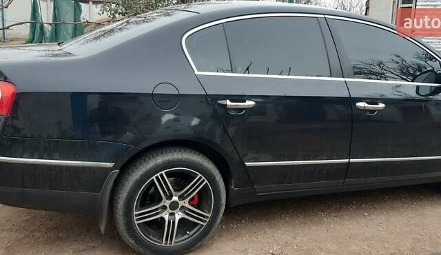 Черный Фольксваген Пассат, объемом двигателя 1.98 л и пробегом 245 тыс. км за 7200 $, фото 9 на Automoto.ua