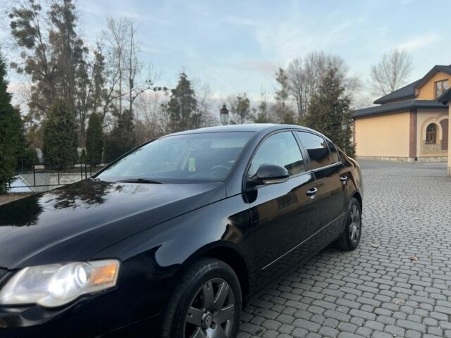 Чорний Фольксваген Пассат, об'ємом двигуна 2 л та пробігом 285 тис. км за 3950 $, фото 4 на Automoto.ua