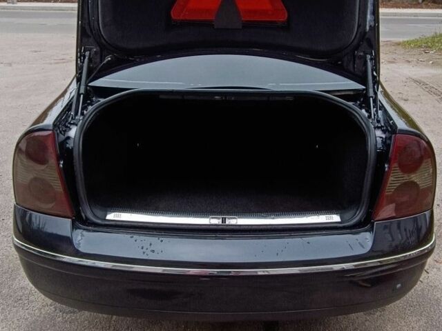 Чорний Фольксваген Пассат, об'ємом двигуна 1.8 л та пробігом 370 тис. км за 4200 $, фото 1 на Automoto.ua