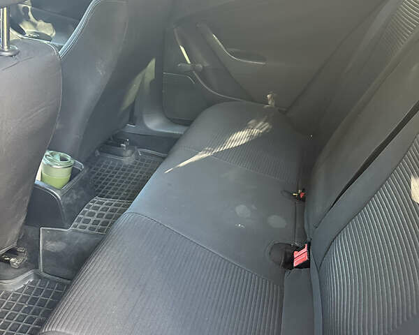 Чорний Фольксваген Пассат, об'ємом двигуна 1.6 л та пробігом 300 тис. км за 5900 $, фото 4 на Automoto.ua