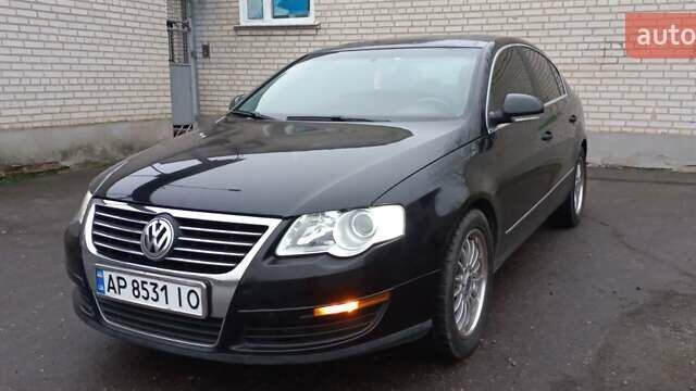 Черный Фольксваген Пассат, объемом двигателя 2 л и пробегом 301 тыс. км за 5500 $, фото 7 на Automoto.ua