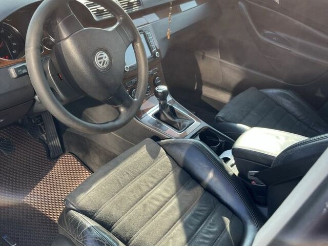 Чорний Фольксваген Пассат, об'ємом двигуна 2 л та пробігом 265 тис. км за 6000 $, фото 9 на Automoto.ua