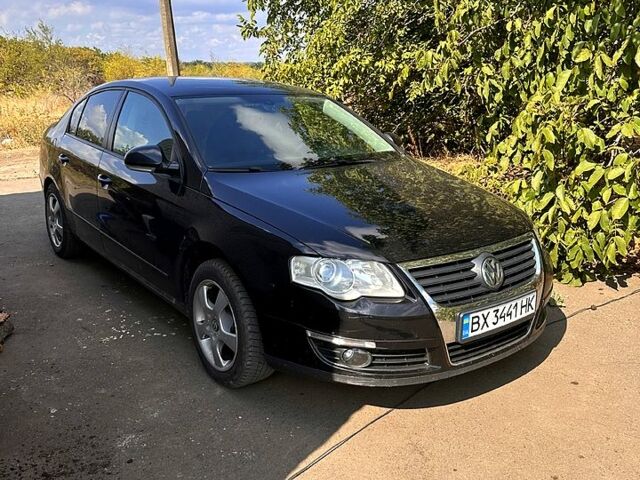 Чорний Фольксваген Пассат, об'ємом двигуна 1.6 л та пробігом 270 тис. км за 5300 $, фото 1 на Automoto.ua