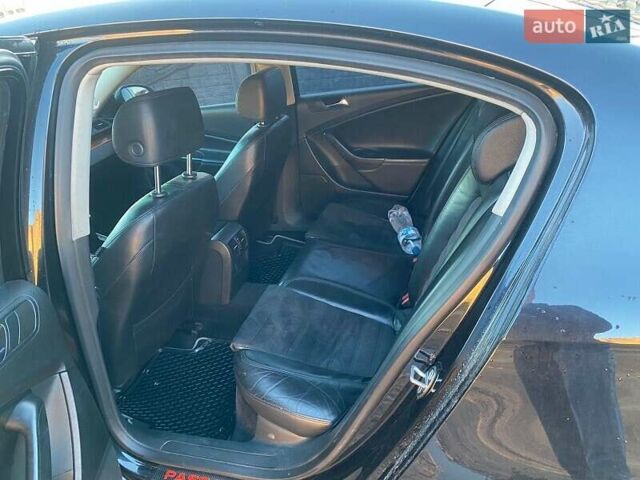 Чорний Фольксваген Пассат, об'ємом двигуна 2 л та пробігом 225 тис. км за 7000 $, фото 6 на Automoto.ua