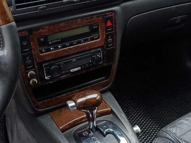 Чорний Фольксваген Пассат, об'ємом двигуна 1.8 л та пробігом 370 тис. км за 4200 $, фото 18 на Automoto.ua