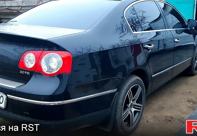 Чорний Фольксваген Пассат, об'ємом двигуна 2 л та пробігом 255 тис. км за 7400 $, фото 11 на Automoto.ua