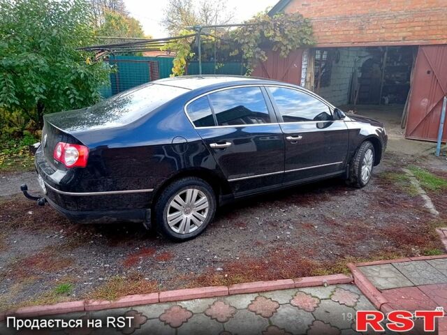 Черный Фольксваген Пассат, объемом двигателя 2 л и пробегом 270 тыс. км за 5800 $, фото 6 на Automoto.ua