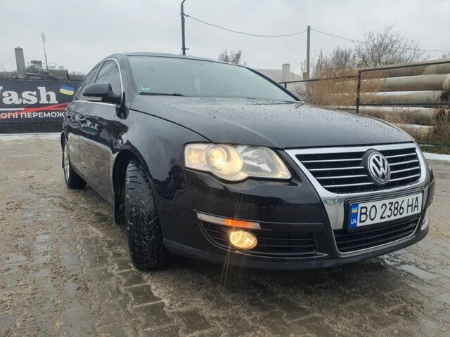 Чорний Фольксваген Пассат, об'ємом двигуна 2 л та пробігом 270 тис. км за 5000 $, фото 3 на Automoto.ua