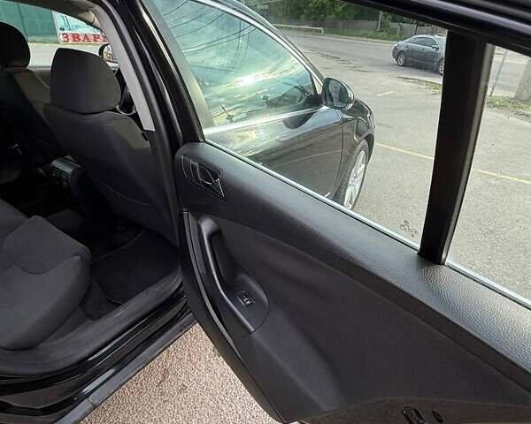 Чорний Фольксваген Пассат, об'ємом двигуна 1.98 л та пробігом 243 тис. км за 5000 $, фото 14 на Automoto.ua