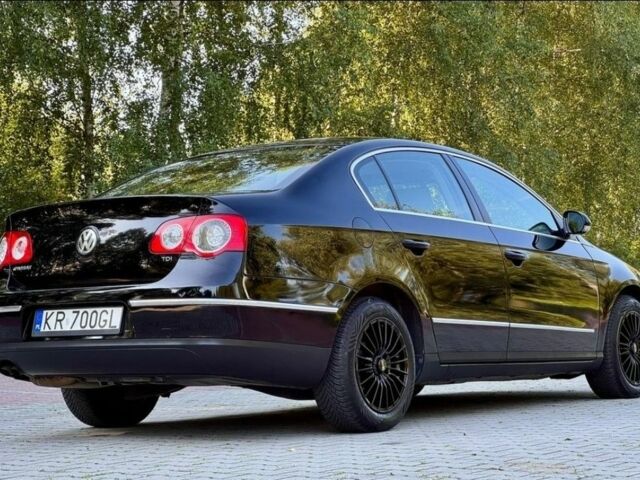 Черный Фольксваген Пассат, объемом двигателя 2 л и пробегом 227 тыс. км за 2200 $, фото 2 на Automoto.ua