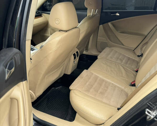 Черный Фольксваген Пассат, объемом двигателя 1.98 л и пробегом 396 тыс. км за 4950 $, фото 12 на Automoto.ua