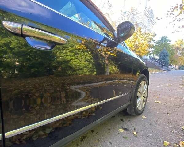 Черный Фольксваген Пассат, объемом двигателя 1.97 л и пробегом 256 тыс. км за 6500 $, фото 15 на Automoto.ua