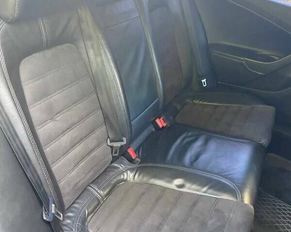 Черный Фольксваген Пассат, объемом двигателя 1.97 л и пробегом 256 тыс. км за 6500 $, фото 22 на Automoto.ua