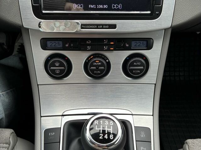 Чорний Фольксваген Пассат, об'ємом двигуна 1.6 л та пробігом 224 тис. км за 6550 $, фото 7 на Automoto.ua