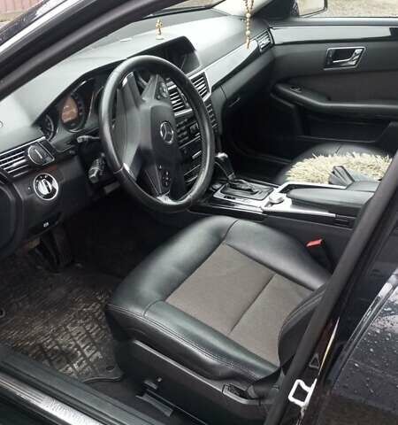 Черный Фольксваген Пассат, объемом двигателя 2 л и пробегом 303 тыс. км за 5300 $, фото 11 на Automoto.ua