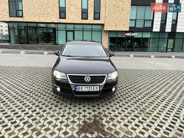 Черный Фольксваген Пассат, объемом двигателя 1.6 л и пробегом 340 тыс. км за 5700 $, фото 1 на Automoto.ua