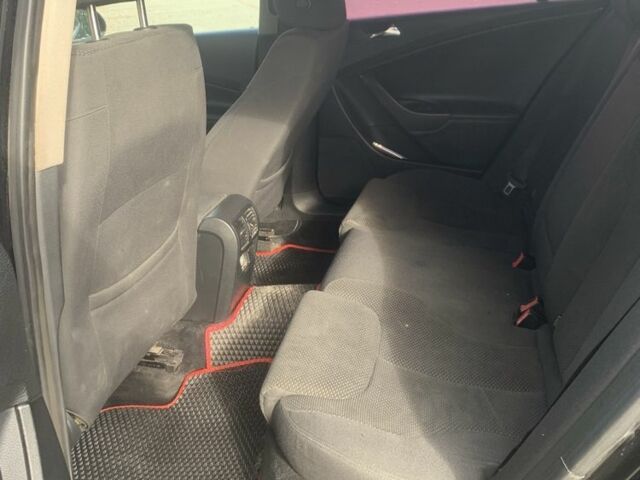 Чорний Фольксваген Пассат, об'ємом двигуна 2 л та пробігом 267 тис. км за 4800 $, фото 18 на Automoto.ua