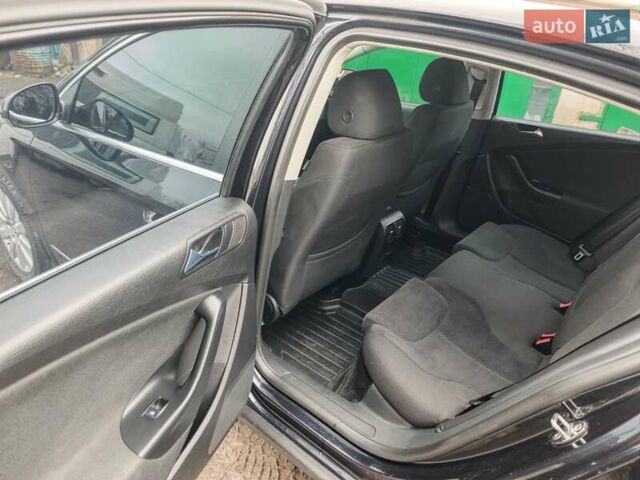 Чорний Фольксваген Пассат, об'ємом двигуна 2 л та пробігом 112 тис. км за 6950 $, фото 26 на Automoto.ua