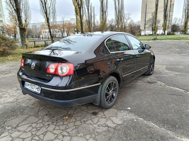 Черный Фольксваген Пассат, объемом двигателя 2 л и пробегом 266 тыс. км за 4950 $, фото 1 на Automoto.ua