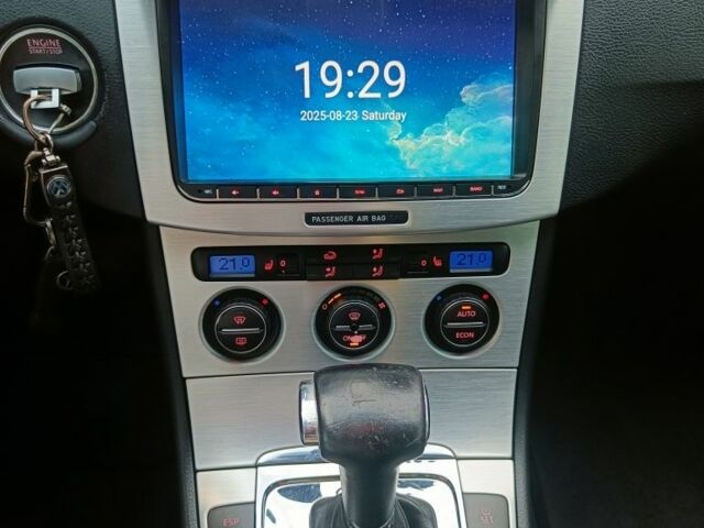 Черный Фольксваген Пассат, объемом двигателя 2 л и пробегом 266 тыс. км за 6300 $, фото 6 на Automoto.ua