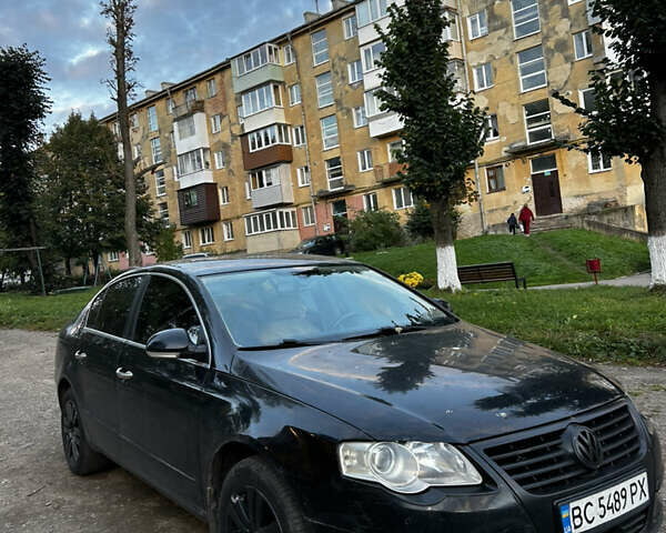 Черный Фольксваген Пассат, объемом двигателя 1.98 л и пробегом 268 тыс. км за 3999 $, фото 1 на Automoto.ua