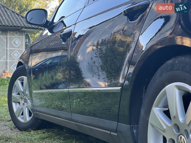 Черный Фольксваген Пассат, объемом двигателя 2 л и пробегом 101 тыс. км за 9500 $, фото 5 на Automoto.ua