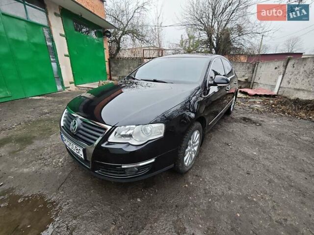Чорний Фольксваген Пассат, об'ємом двигуна 2 л та пробігом 112 тис. км за 6950 $, фото 1 на Automoto.ua