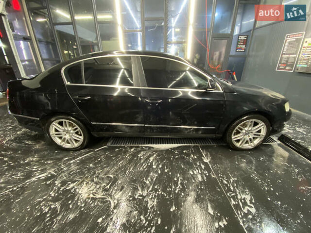 Черный Фольксваген Пассат, объемом двигателя 1.98 л и пробегом 215 тыс. км за 4550 $, фото 10 на Automoto.ua