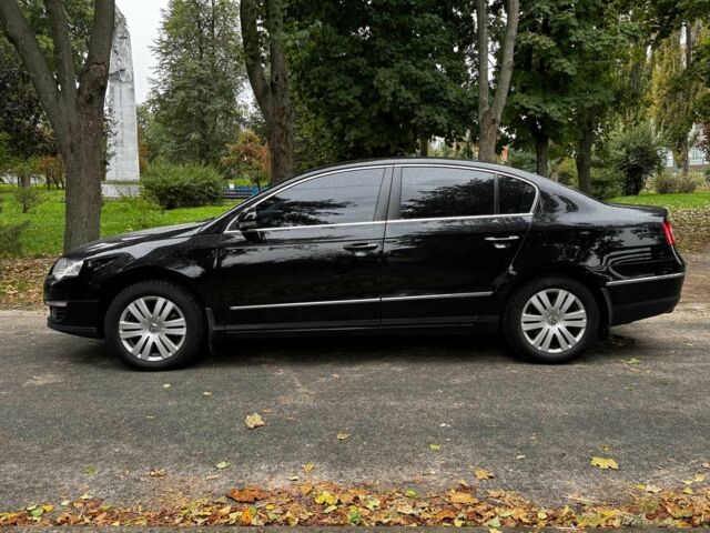 Чорний Фольксваген Пассат, об'ємом двигуна 2 л та пробігом 266 тис. км за 5290 $, фото 7 на Automoto.ua