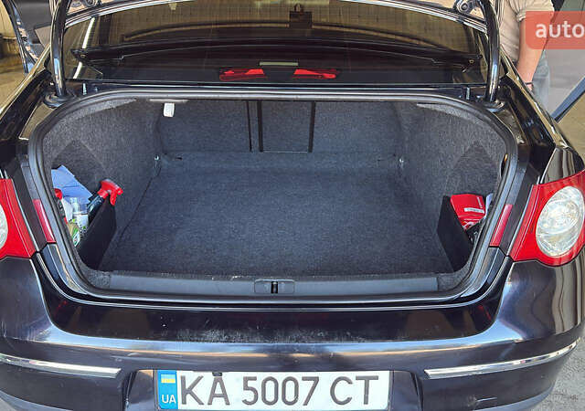 Чорний Фольксваген Пассат, об'ємом двигуна 1.97 л та пробігом 340 тис. км за 6000 $, фото 6 на Automoto.ua