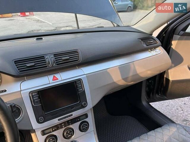 Чорний Фольксваген Пассат, об'ємом двигуна 1.98 л та пробігом 221 тис. км за 6500 $, фото 21 на Automoto.ua