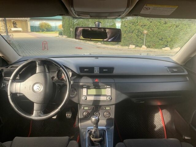 Чорний Фольксваген Пассат, об'ємом двигуна 2 л та пробігом 267 тис. км за 4800 $, фото 19 на Automoto.ua