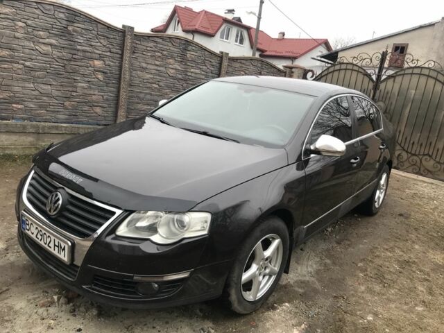 Черный Фольксваген Пассат, объемом двигателя 2 л и пробегом 330 тыс. км за 5200 $, фото 1 на Automoto.ua
