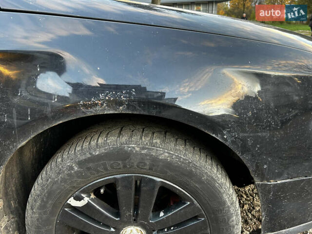 Черный Фольксваген Пассат, объемом двигателя 1.98 л и пробегом 268 тыс. км за 3999 $, фото 8 на Automoto.ua