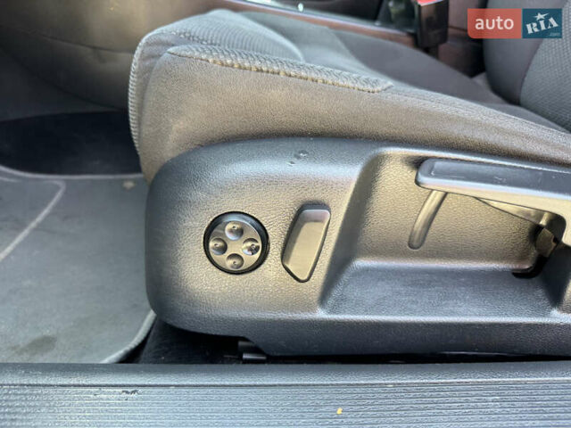 Чорний Фольксваген Пассат, об'ємом двигуна 2 л та пробігом 251 тис. км за 4899 $, фото 35 на Automoto.ua