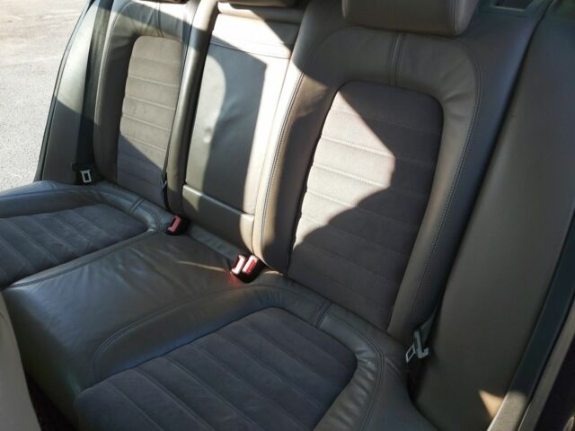 Черный Фольксваген Пассат, объемом двигателя 2 л и пробегом 230 тыс. км за 6500 $, фото 11 на Automoto.ua