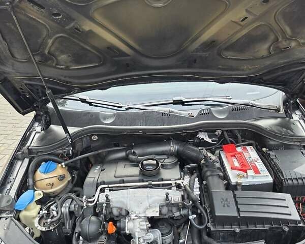 Фольксваген Пассат 2006 в Кривом Роге на Automoto.ua Черный Фольксваген Пассат, объемом двигателя 2 л и пробегом 300 тыс. км за 5999 $, фото 16 на Automoto.ua