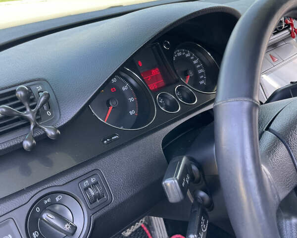 Черный Фольксваген Пассат, объемом двигателя 1.98 л и пробегом 208 тыс. км за 6700 $, фото 11 на Automoto.ua