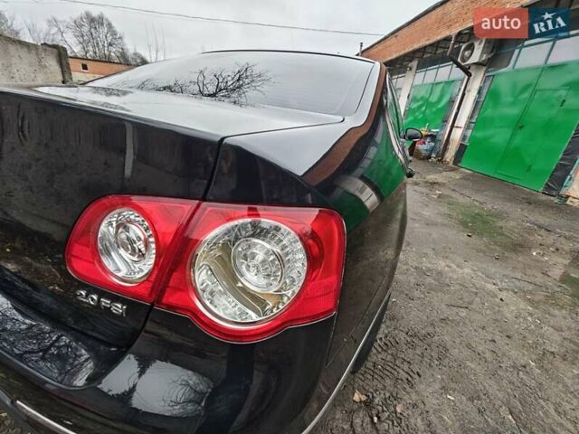 Чорний Фольксваген Пассат, об'ємом двигуна 2 л та пробігом 112 тис. км за 6950 $, фото 45 на Automoto.ua